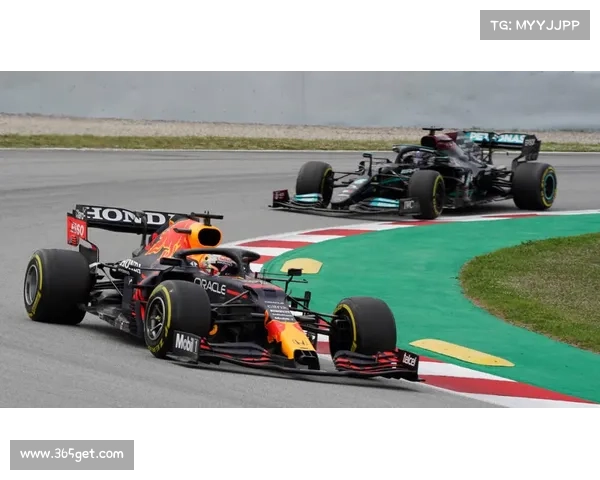 F1维斯塔潘接受心理辅导助力应对禁赛风险挑战 F1维斯塔潘接受心理辅导助力应对禁赛风险挑战